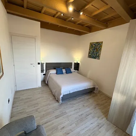 Il Brucomela Apartment *